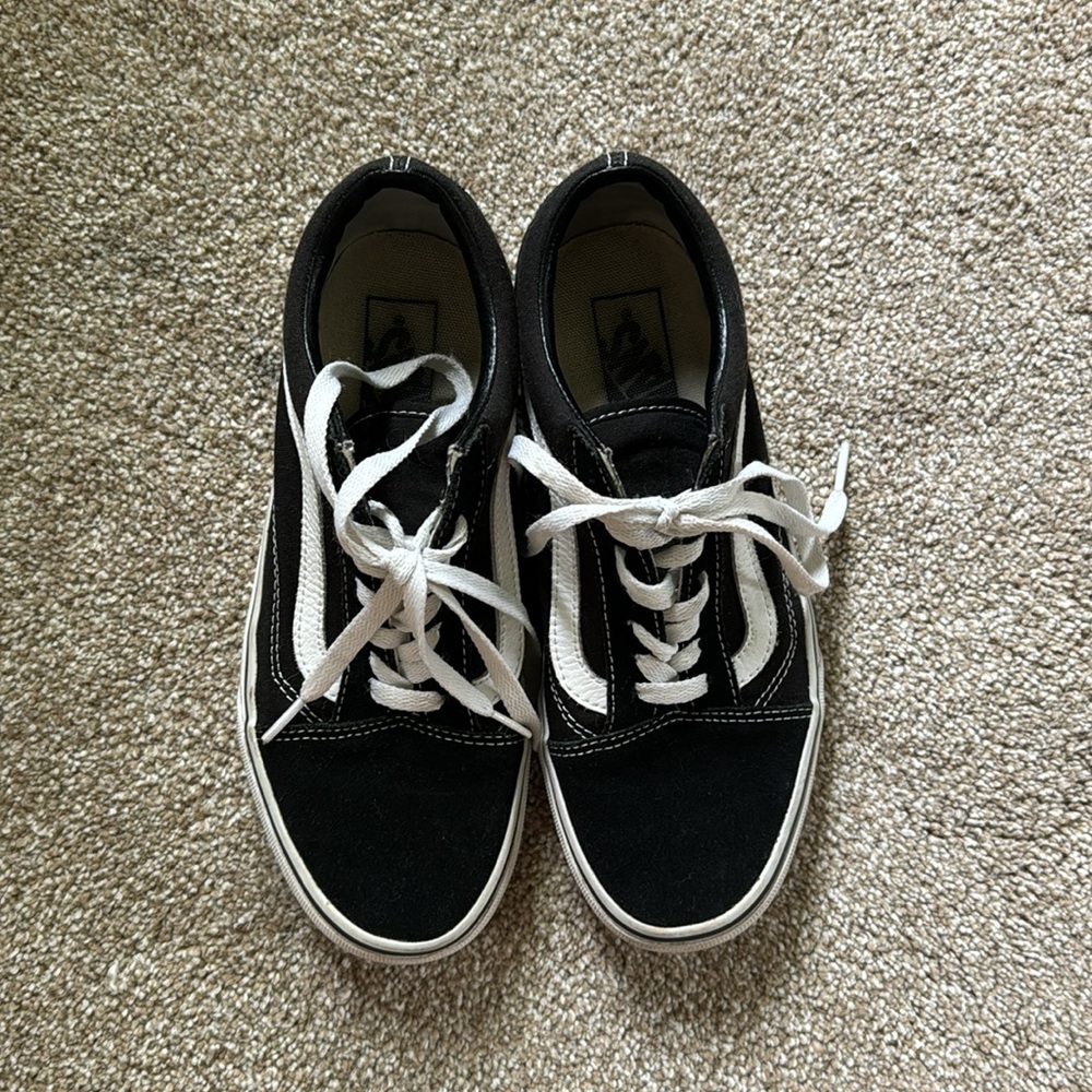 Vans - Picture 5 of 6